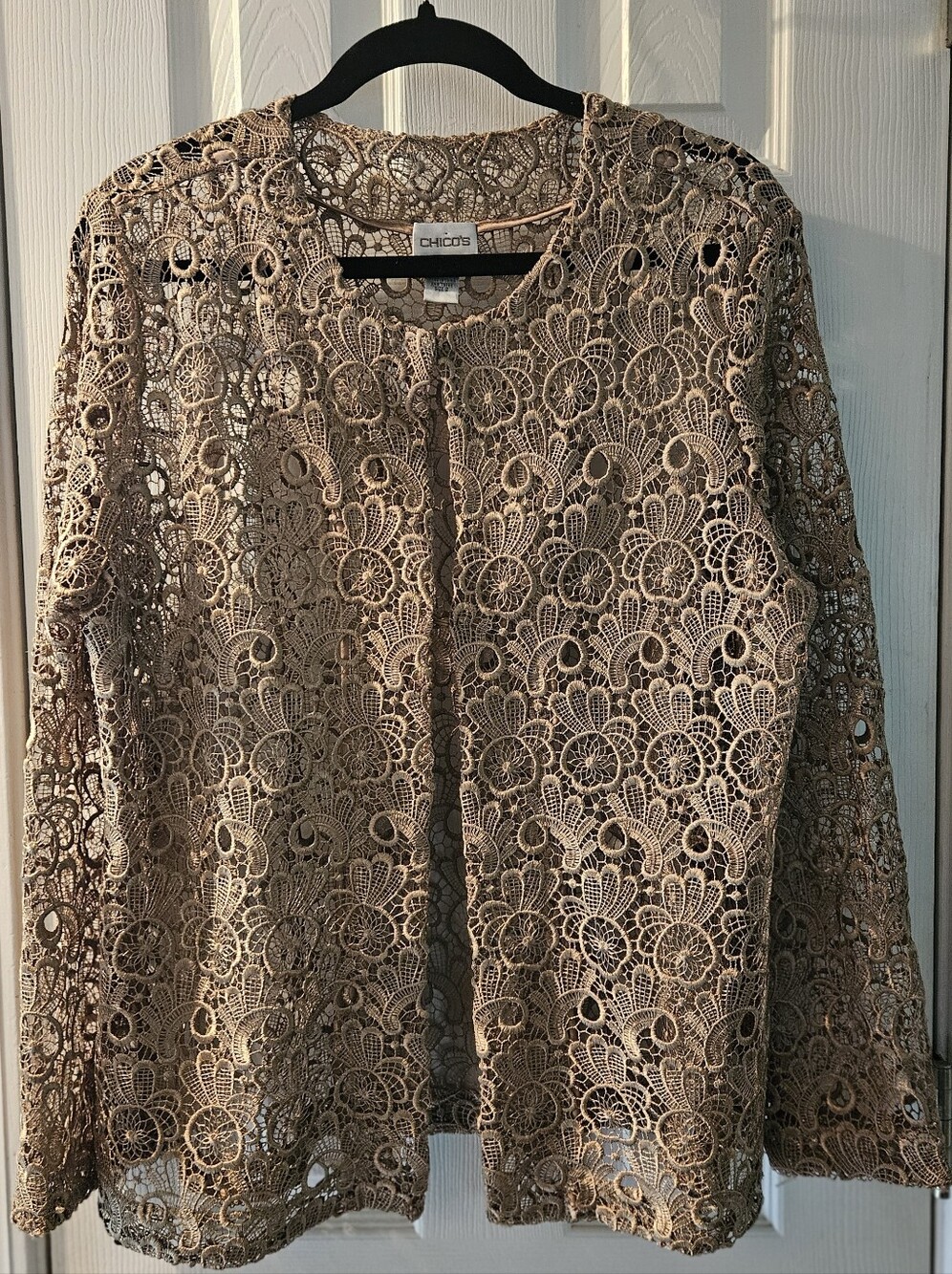 Chico's Sz.2 ~   Beige Crochet Lace Jacket